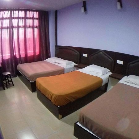 The Uni Garden Hotel Skudai Exterior photo