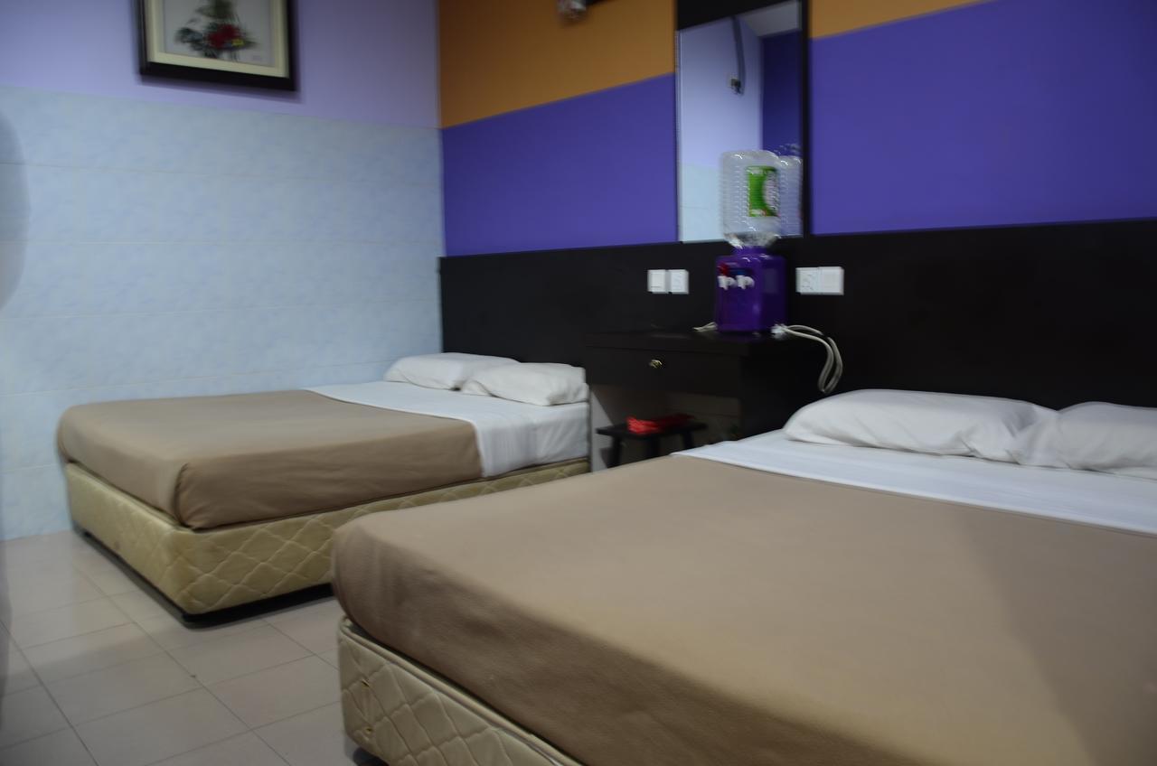 The Uni Garden Hotel Skudai Exterior photo