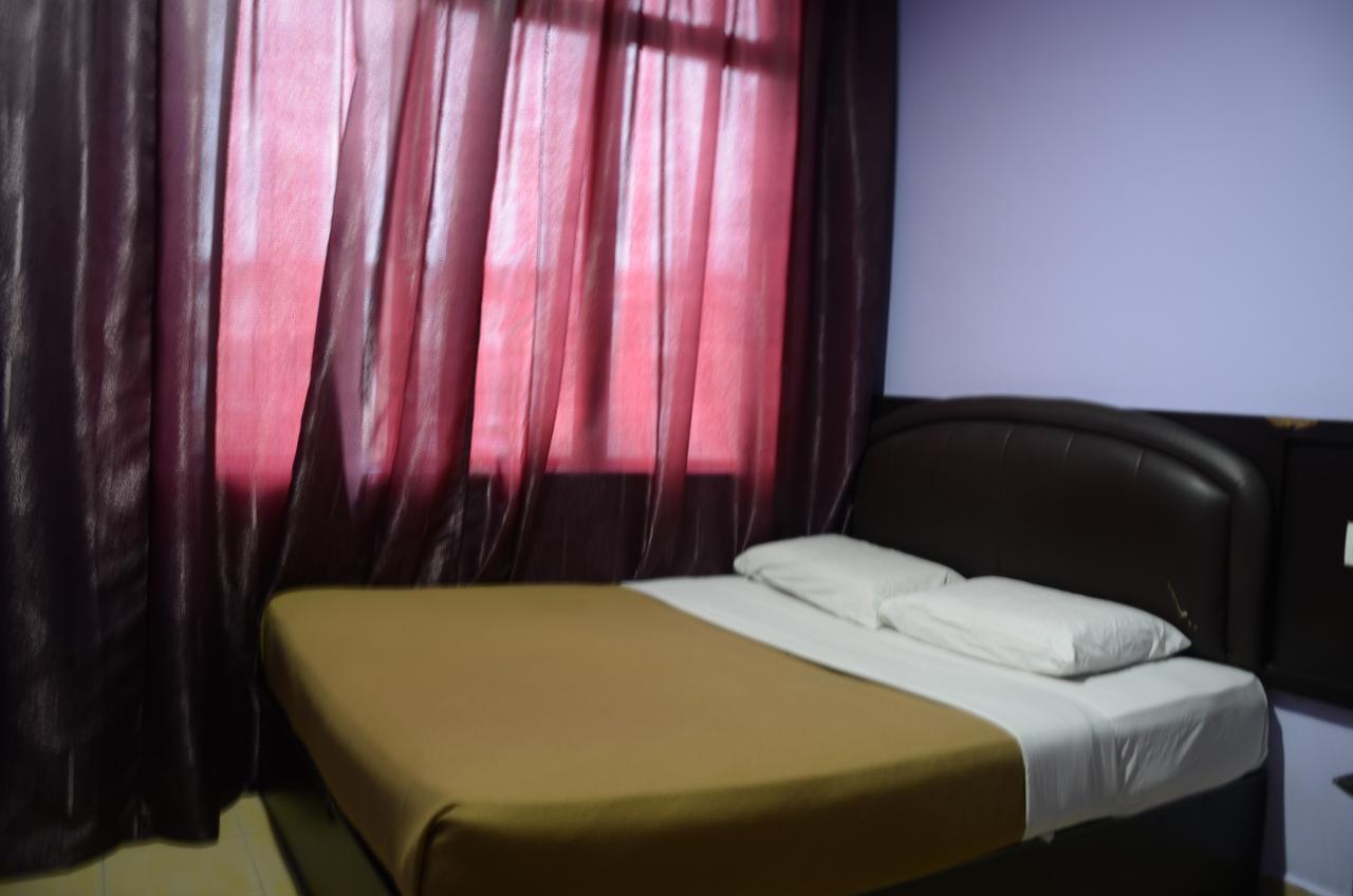 The Uni Garden Hotel Skudai Exterior photo