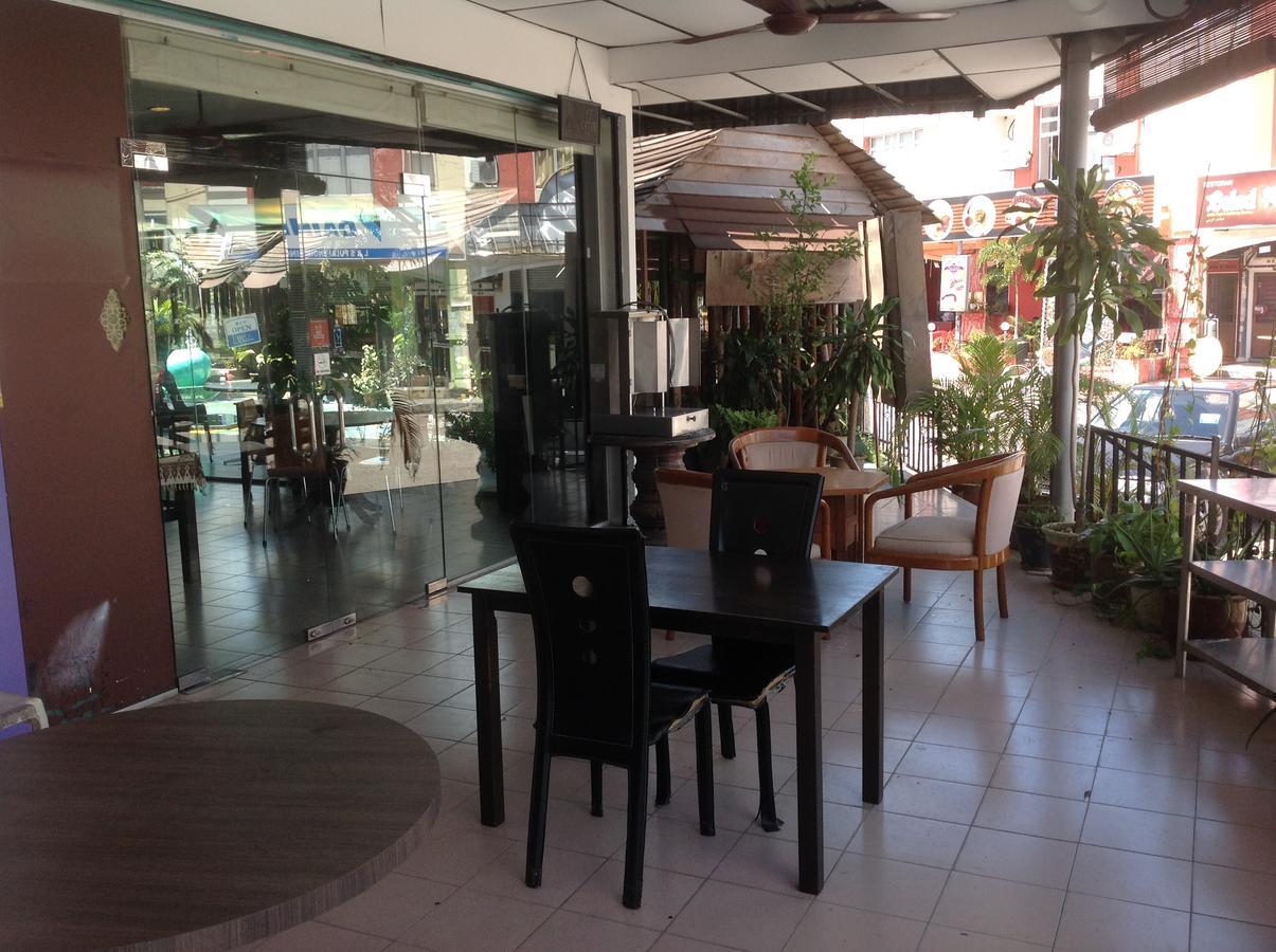 The Uni Garden Hotel Skudai Exterior photo