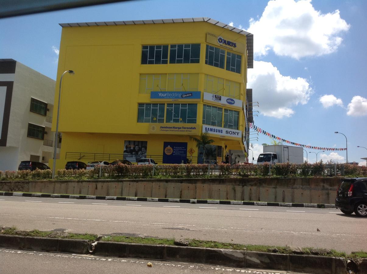 The Uni Garden Hotel Skudai Exterior photo